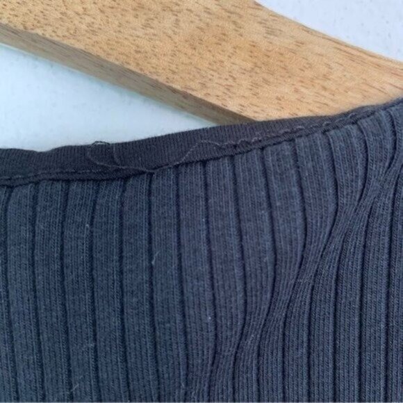 Good American Black Ribbed Square Neck Short Sleeve Stretch Bodysuit Size 1 - Picture 6 of 8